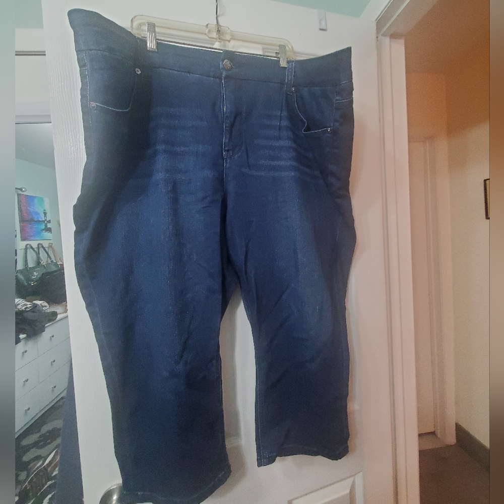 Melissa McCarthy Seven7 Capri Jeana size 26w dark blue